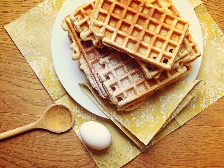 Découvrez la recette secrète pour des gaufres moelleuses et gonflées à souhait !